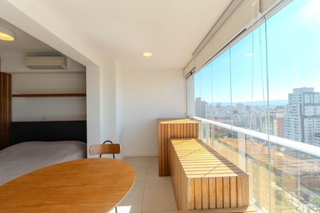 Studio para alugar com 35m², 1 quarto e 1 vaga Studio para alugar com 35m², 1 quarto e 1 vagaSacada