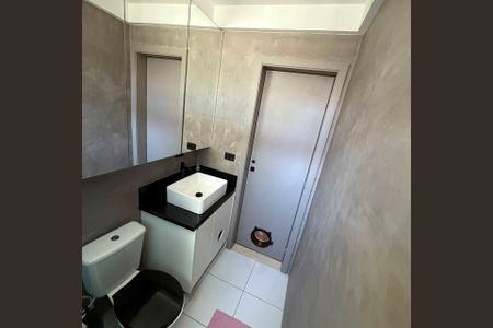 Apartamento à venda com 2 quartos, 47m² em Centro, Curitiba