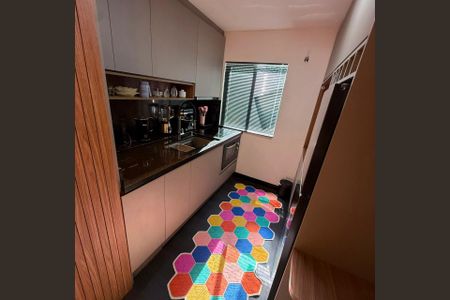 Cozinha de apartamento à venda com 2 quartos, 47m² em Centro, Curitiba