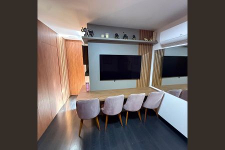 Sala de apartamento à venda com 2 quartos, 47m² em Centro, Curitiba
