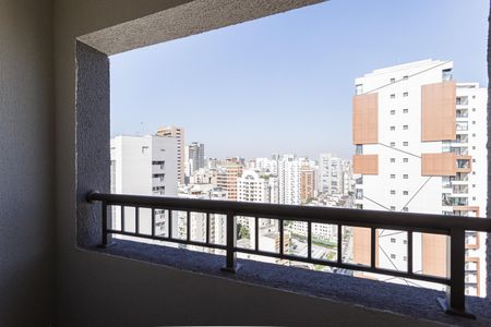 Varanda de apartamento à venda com 1 quarto, 24m² em Vila Nova Conceição, São Paulo