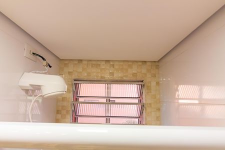 Banheiro 1 de apartamento à venda com 3 quartos, 72m² em Piratininga, Osasco