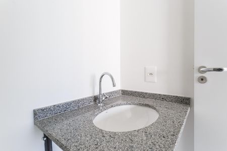 Banheiro da Suíte de apartamento à venda com 1 quarto, 24m² em Vila Nova Conceição, São Paulo