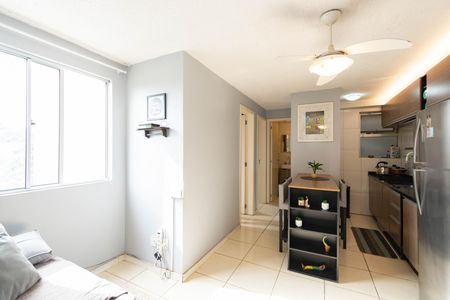 Apartamento à venda com 2 quartos, 44m² em Mato Grande, Canoas