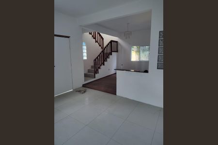 Casa para alugar com 4 quartos, 160m² em São João do Rio Vermelho, Florianópolis