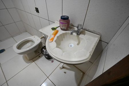 Casa à venda com 3 quartos, 100m² em Residencial Forteville, Goiânia