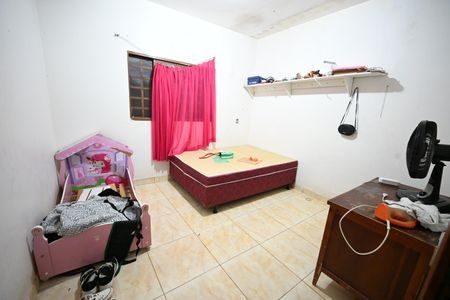 Casa à venda com 3 quartos, 100m² em Residencial Forteville, Goiânia