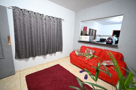 Casa à venda com 3 quartos, 100m² em Residencial Forteville, Goiânia