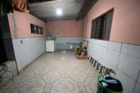 Casa à venda com 3 quartos, 100m² em Residencial Forteville, Goiânia