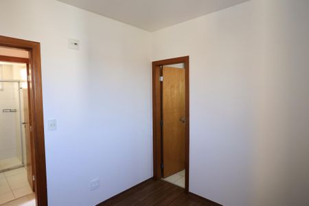 Apartamento à venda com 92m², 3 quartos e 2 vagasSuíte