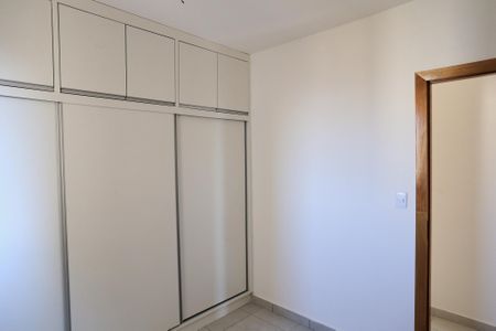 Apartamento à venda com 92m², 3 quartos e 2 vagasQuarto 1