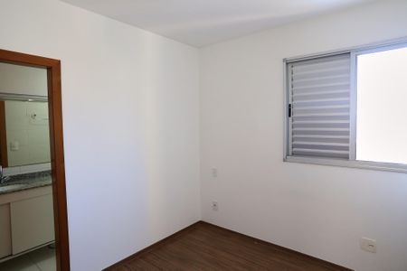 Apartamento à venda com 92m², 3 quartos e 2 vagasSuíte