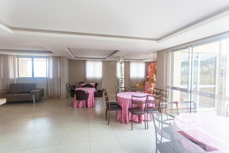 Apartamento à venda com 92m², 3 quartos e 2 vagasÁrea comum - Salão de festas