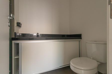 Banheiro de apartamento para alugar com 1 quarto, 39m² em Marechal Rondon, Canoas