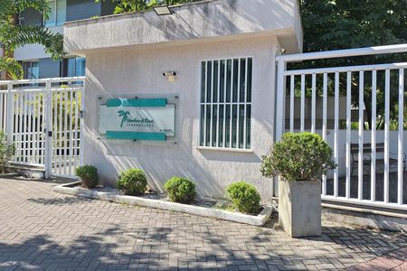 Fachada de apartamento à venda com 3 quartos, 210m² em Itacoatiara, Niterói