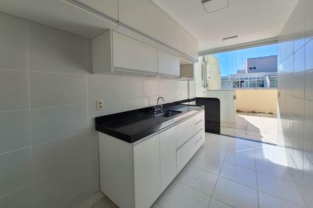 Cozinha de apartamento à venda com 3 quartos, 210m² em Itacoatiara, Niterói