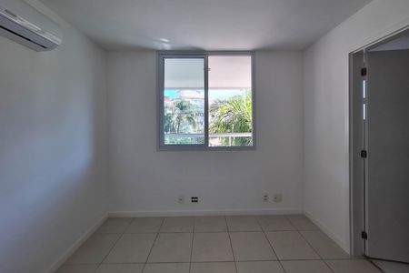 Apartamento à venda com 210m², 3 quartos e 3 vagas Apartamento à venda com 210m², 3 quartos e 3 vagasSuíte 2