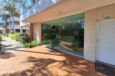 Apartamento à venda com 210m², 3 quartos e 3 vagas Apartamento à venda com 210m², 3 quartos e 3 vagasÁrea comum