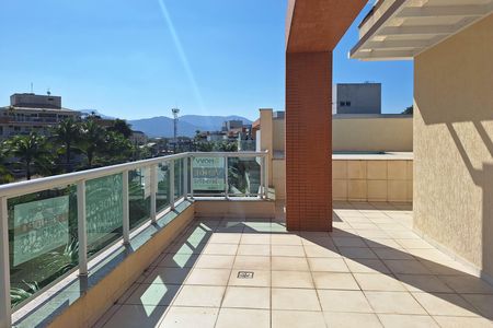 Apartamento à venda com 210m², 3 quartos e 3 vagas Apartamento à venda com 210m², 3 quartos e 3 vagasVaranda da Sala