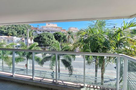 Apartamento à venda com 210m², 3 quartos e 3 vagas Apartamento à venda com 210m², 3 quartos e 3 vagasSuíte 2
