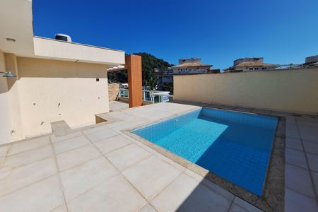 Apartamento à venda com 210m², 3 quartos e 3 vagas Apartamento à venda com 210m², 3 quartos e 3 vagasCobertura
