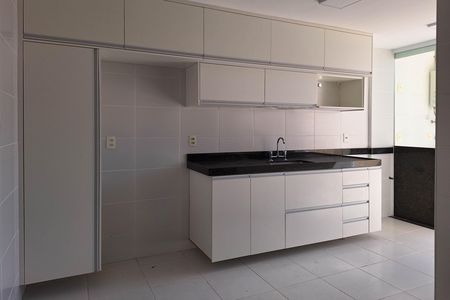 Apartamento à venda com 210m², 3 quartos e 3 vagas Apartamento à venda com 210m², 3 quartos e 3 vagasCozinha