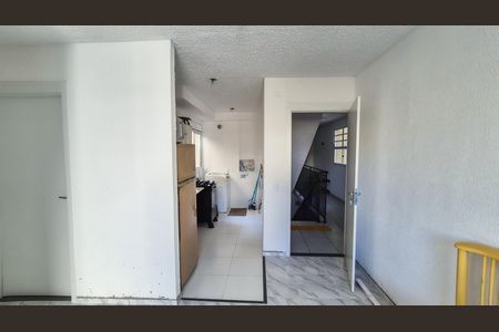 Sala de apartamento para alugar com 2 quartos, 40m² em Brás de Pina, Rio de Janeiro