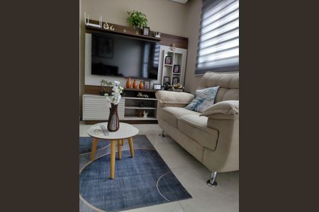 Casa para alugar com 115m², 2 quartos e 1 vaga Casa para alugar com 115m², 2 quartos e 1 vagaSala