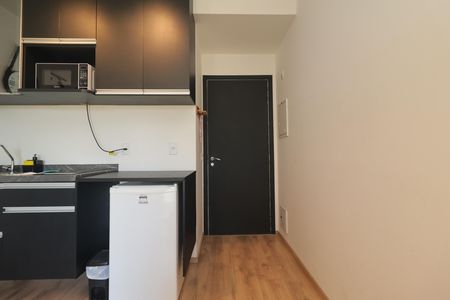 Cozinha de kitnet/studio à venda com 1 quarto, 28m² em Aclimação, São Paulo
