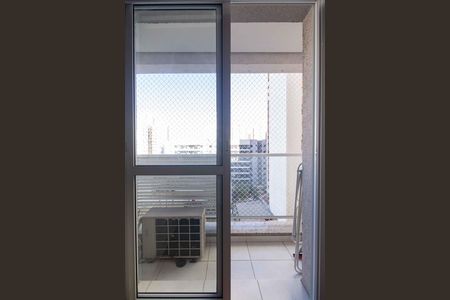 Varanda de kitnet/studio à venda com 0 quarto, 28m² em Aclimação, São Paulo