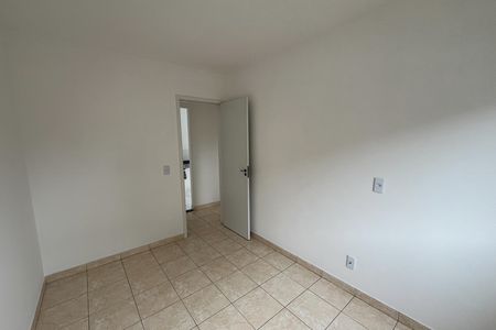 Quarto 1 de apartamento para alugar com 2 quartos, 51m² em Ilha do Governador, Rio de Janeiro