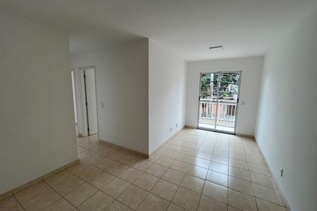 Sala de apartamento para alugar com 2 quartos, 51m² em Ilha do Governador, Rio de Janeiro