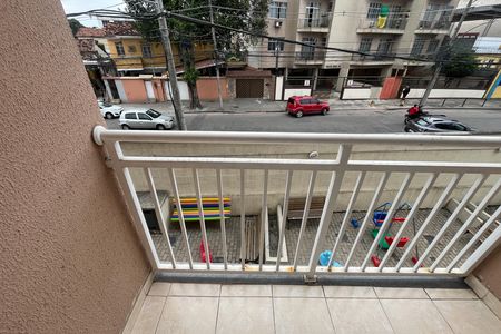 Varanda da sala de apartamento para alugar com 2 quartos, 51m² em Ilha do Governador, Rio de Janeiro
