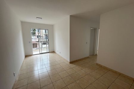 Sala de apartamento para alugar com 2 quartos, 51m² em Ilha do Governador, Rio de Janeiro