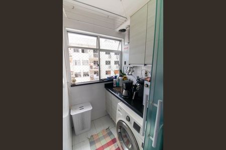 Apartamento à venda com 72m², 3 quartos e 1 vaga Apartamento à venda com 72m², 3 quartos e 1 vagaCozinha e Área de Serviço