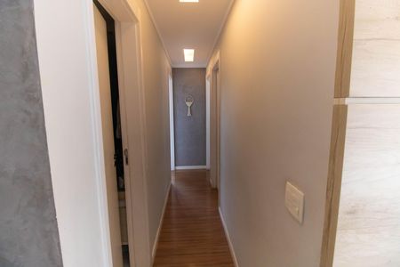 Apartamento à venda com 72m², 3 quartos e 1 vaga Apartamento à venda com 72m², 3 quartos e 1 vagaCorredor