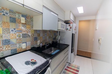 Apartamento à venda com 72m², 3 quartos e 1 vaga Apartamento à venda com 72m², 3 quartos e 1 vagaCozinha e Área de Serviço