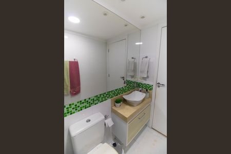 Banheiro Social de apartamento à venda com 3 quartos, 72m² em Fonseca, Niterói