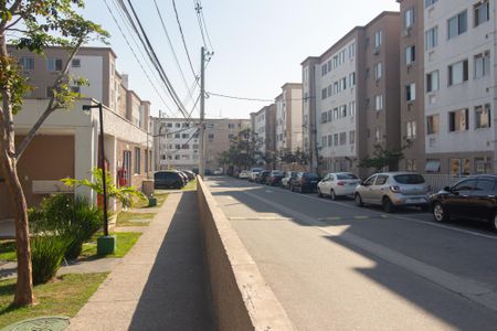 Área comum de apartamento para alugar com 2 quartos, 50m² em Cosmos, Rio de Janeiro