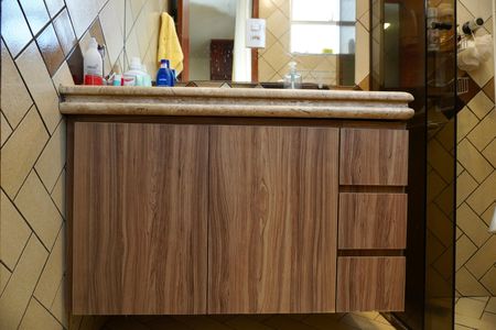 Apartamento à venda com 110m², 3 quartos e 1 vaga Apartamento à venda com 110m², 3 quartos e 1 vagaBanheiro da Suíte