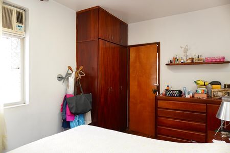 Apartamento à venda com 110m², 3 quartos e 1 vaga Apartamento à venda com 110m², 3 quartos e 1 vagaSuíte