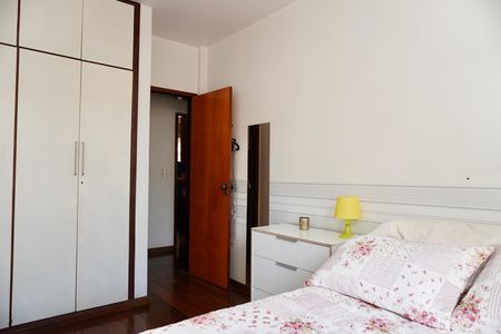 Apartamento à venda com 110m², 3 quartos e 1 vaga Apartamento à venda com 110m², 3 quartos e 1 vagaQuarto 3