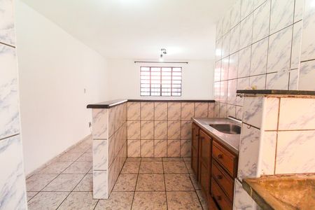 Apartamento para alugar com 42m², 2 quartos e 1 vaga Apartamento para alugar com 42m², 2 quartos e 1 vagaCozinha e Área de Serviço