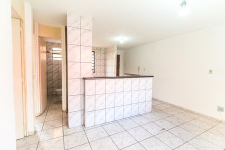 Apartamento para alugar com 42m², 2 quartos e 1 vaga Apartamento para alugar com 42m², 2 quartos e 1 vagaSala
