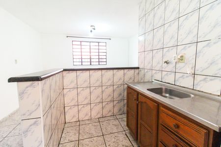 Apartamento para alugar com 42m², 2 quartos e 1 vaga Apartamento para alugar com 42m², 2 quartos e 1 vagaCozinha e Área de Serviço