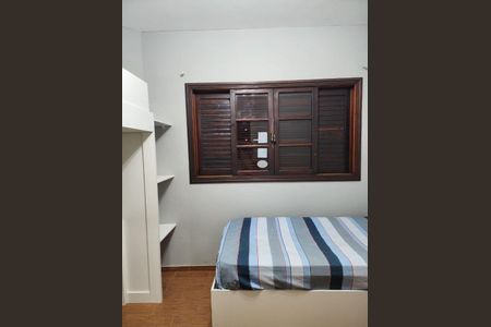 Casa à venda com 384m², 4 quartos e 7 vagas