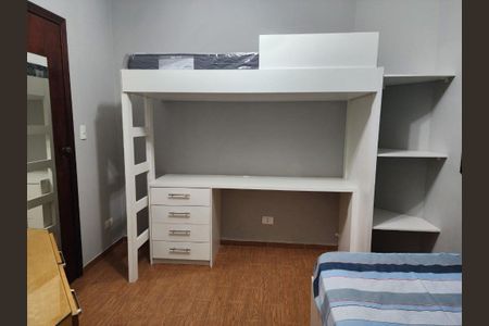 Casa à venda com 4 quartos, 384m² em Vila Carolina, São Paulo