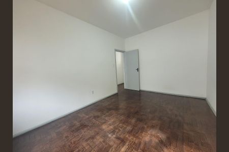 Apartamento para alugar com 90m², 3 quartos e sem vaga Apartamento para alugar com 90m², 3 quartos e sem vagaQuarto