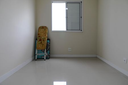 Quarto 2 de apartamento para alugar com 2 quartos, 47m² em Vila Mogilar, Mogi das Cruzes