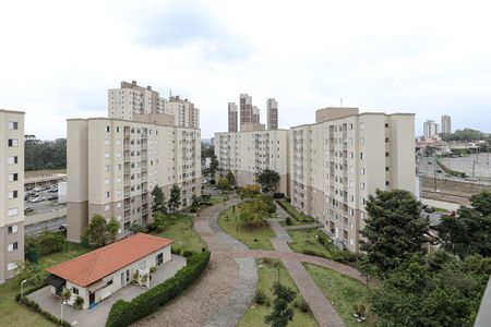 Vista - Quarto 1 de apartamento para alugar com 2 quartos, 47m² em Vila Mogilar, Mogi das Cruzes